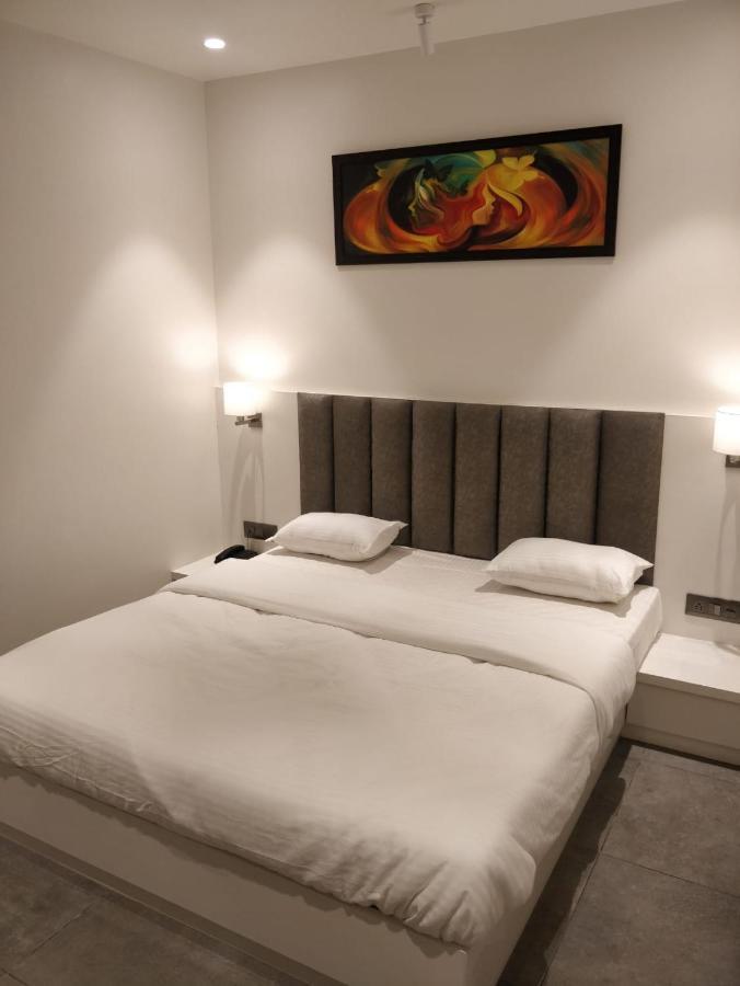 Hotel My Home Residency Nashik Buitenkant foto