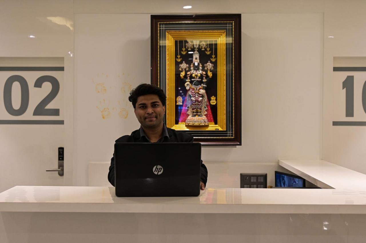 Hotel My Home Residency Nashik Buitenkant foto
